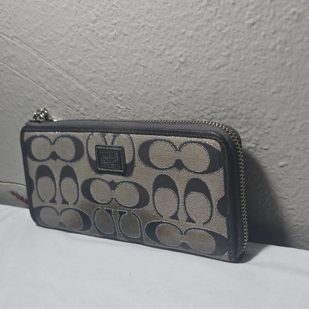 Coach Poppy Gray Black Signature Canvas Long Zip Around Accordion Wallet Y2K